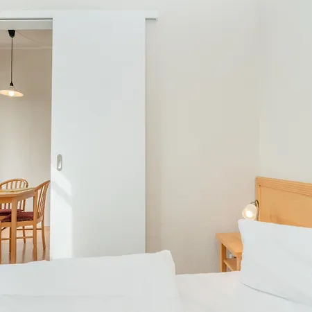 Geraeumige Mit Balkon Und Wlan In Sellin (Rugen)